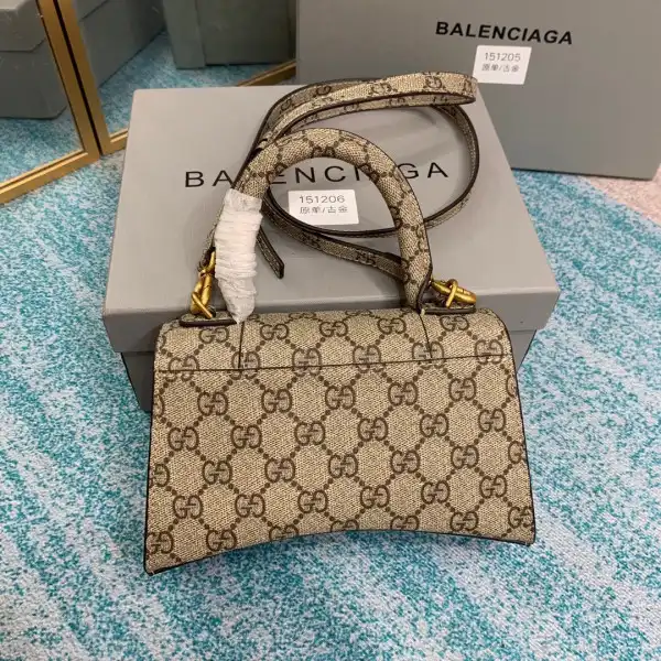 First Bag Ru GUCCI X BALENCIAGA HOURGLASS