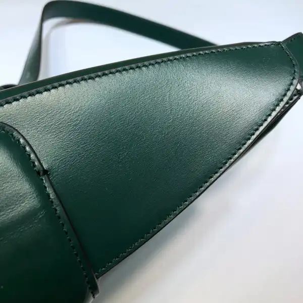 GUCCI Arli Shoulder Bag