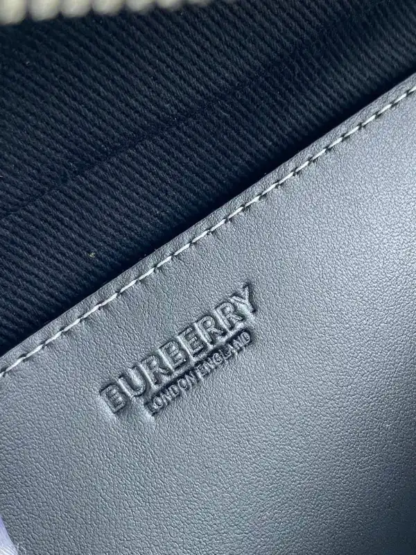 BURBERRY Bum Bag