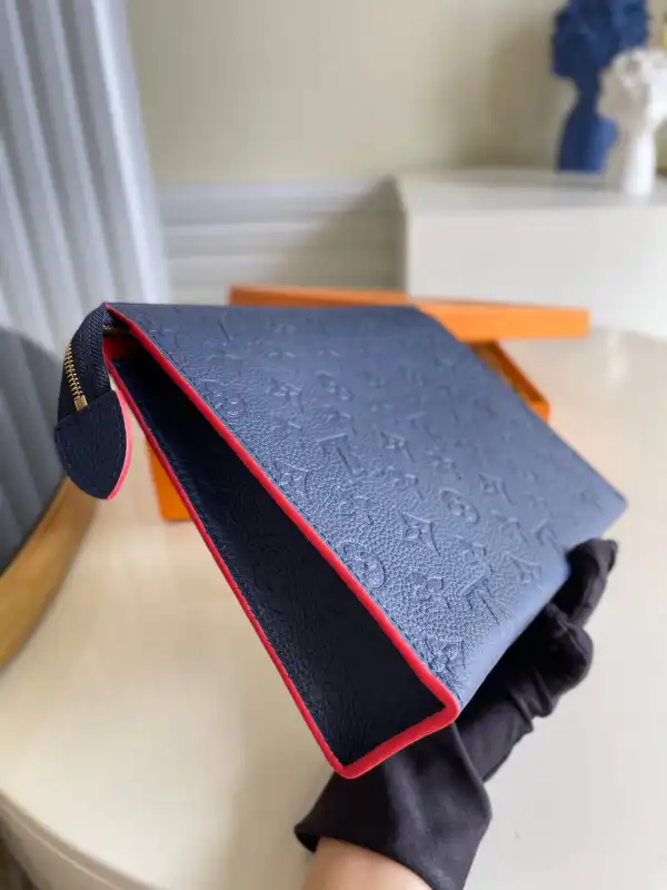 Cheap LOUIS VUITTON POCHETTE VOYAGE