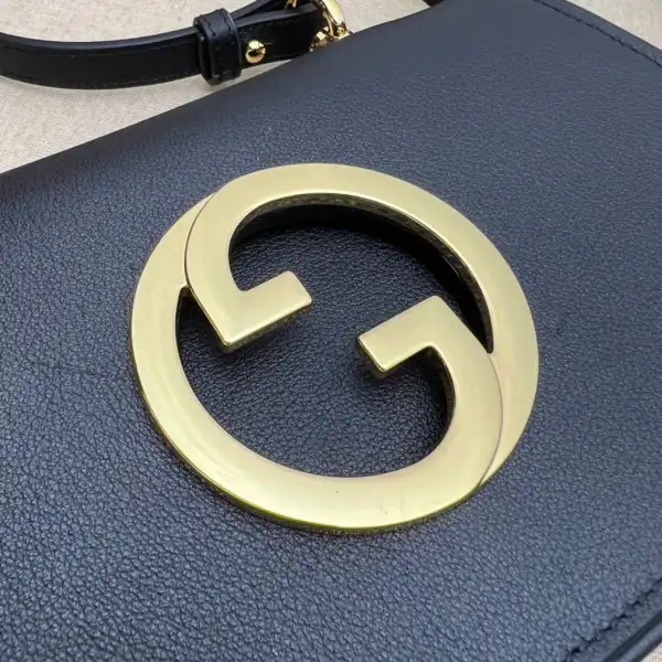 Bagsoffer Gucci Blondie mini bag