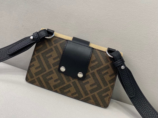 HOT SALE FENDI BAGUETTE