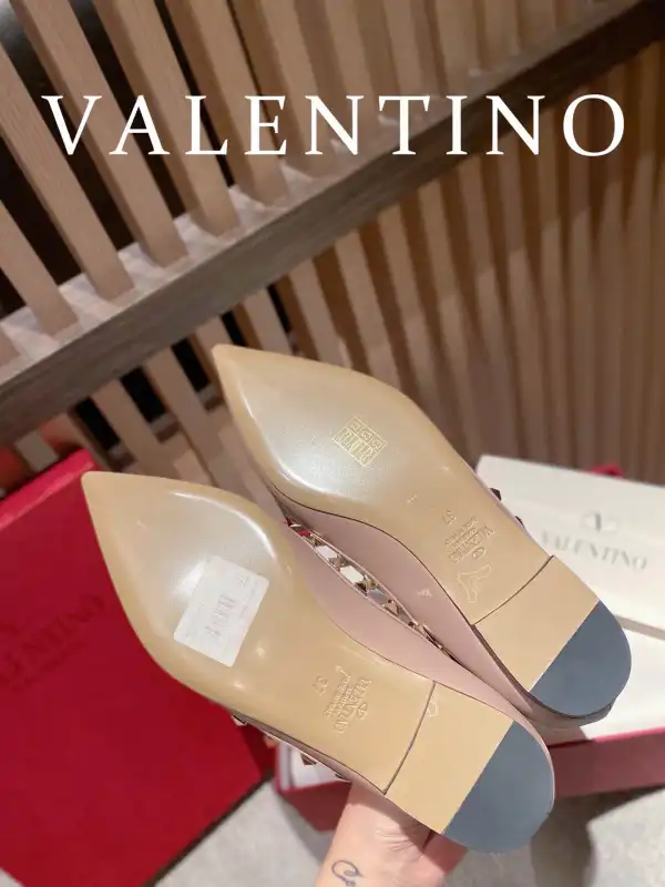 VALENTINO ROCKSTUD FLAT