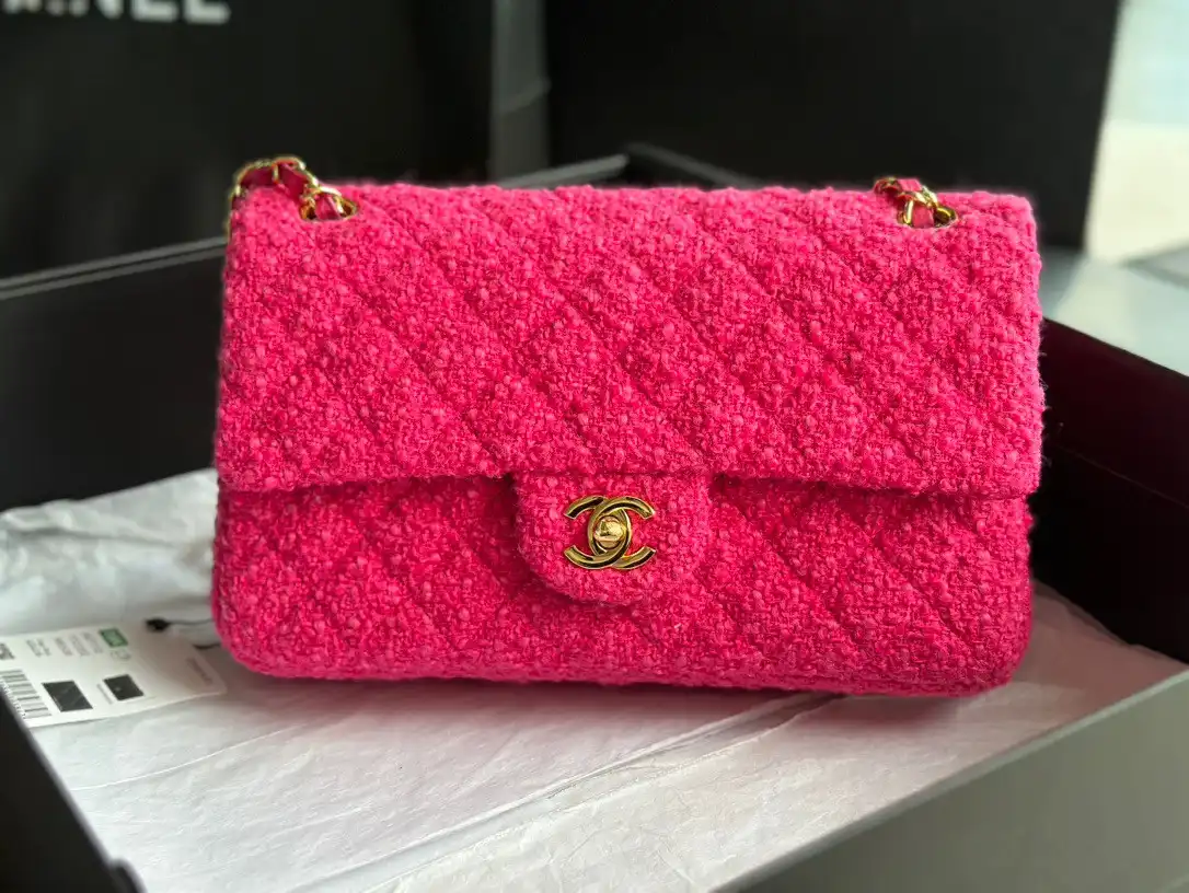 CHANEL FLAP BAG