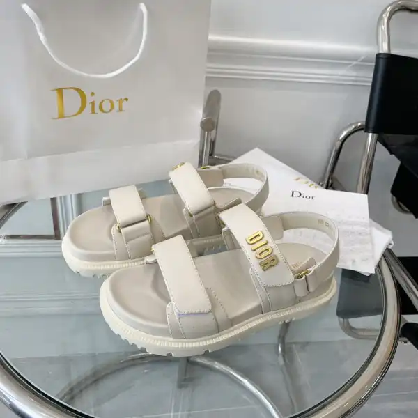 DIROACT SANDAL