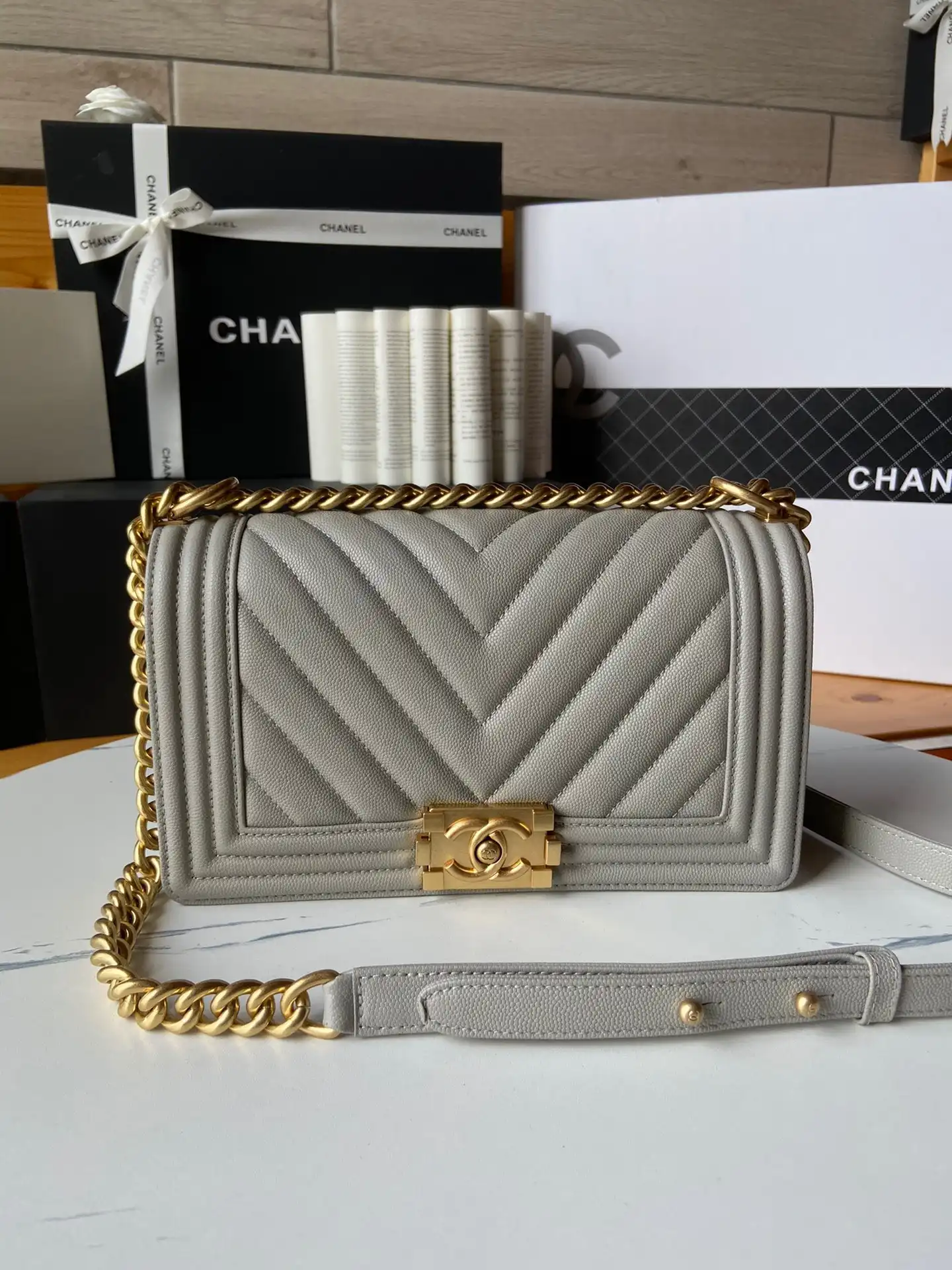 CHANEL BOY BAG 20CM 25CM