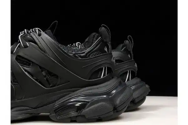 First Bag Ru BALENCIAGA TRACK TRAINER 'TRIPLE BLACK' 542436 W1GB 1000