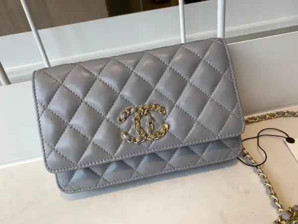 CHANEL CHAIN WALLET LAMBSKIN