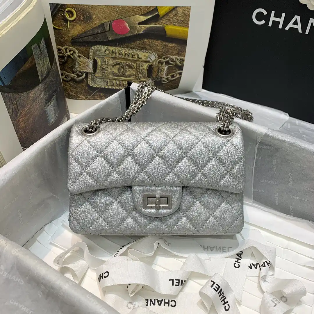 First bag ru CHANEL FLAP BAG