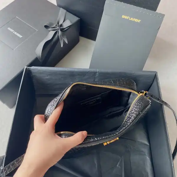 YSL LOU CAMERA BAG-23*16*6CM