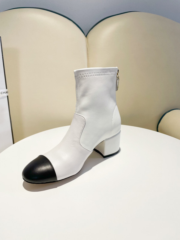 CL ANKLE BOOTS