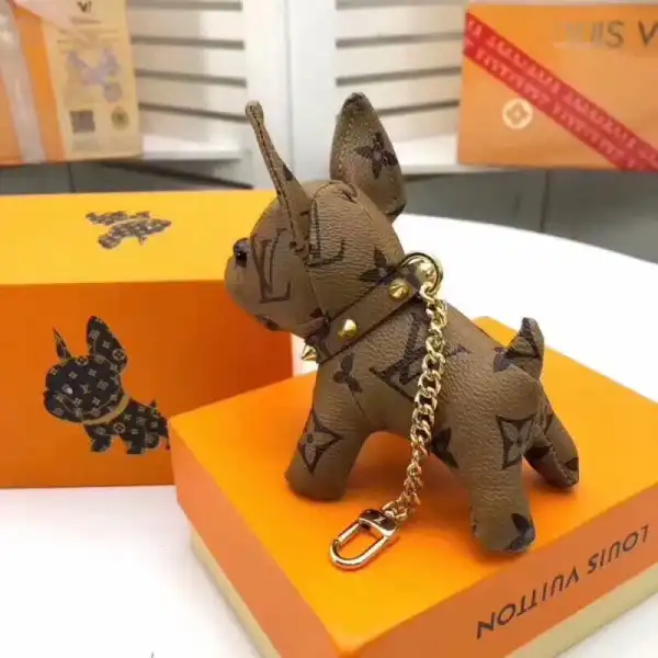 LOUIS VUITTON KAEY CHAIN