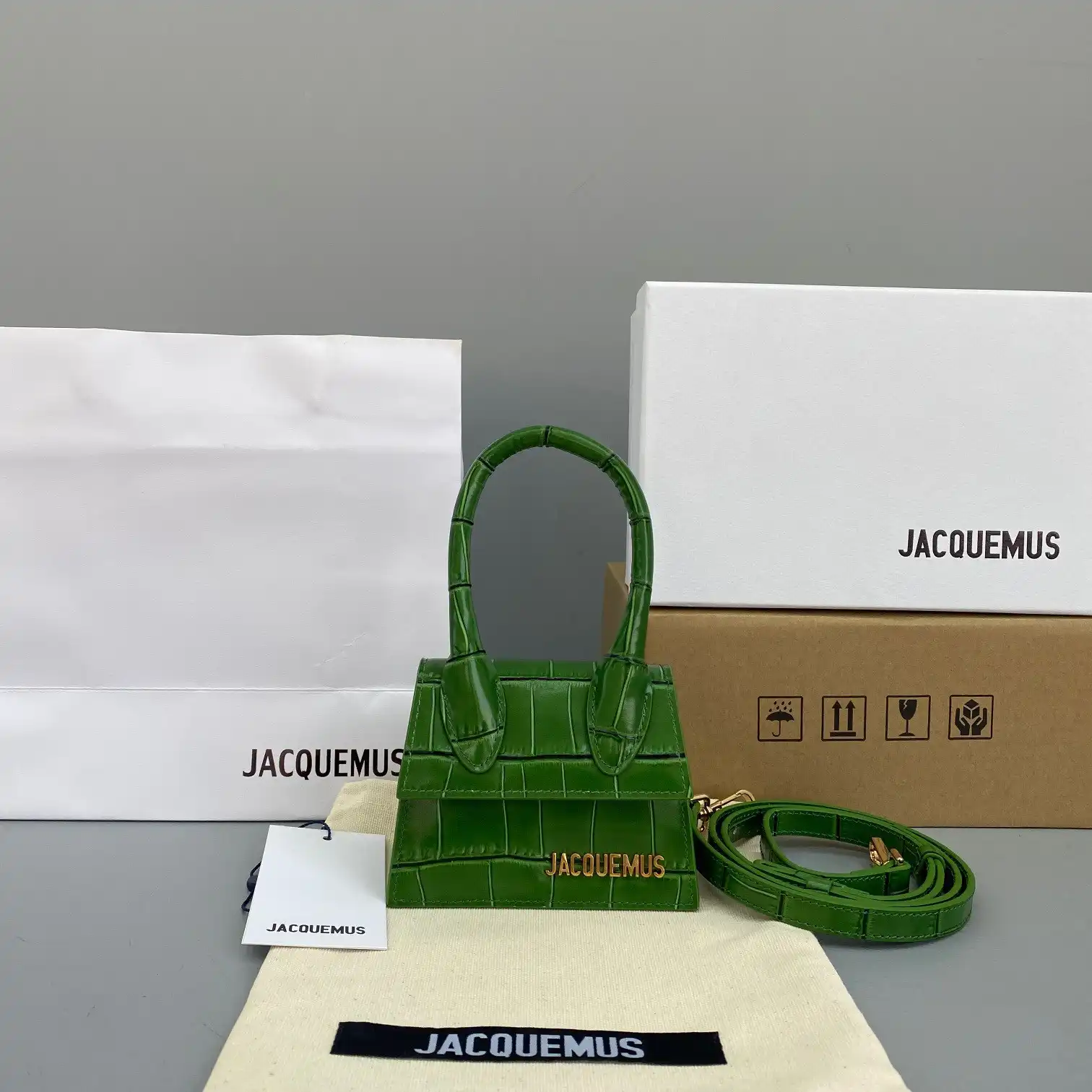 JACQUEMUS Le Chiquito Mini Bag