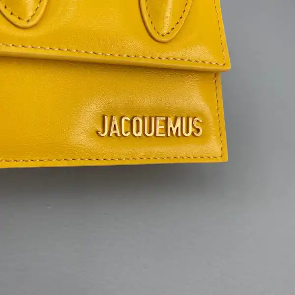 JACQUEMUS Le Chiquito Mini Bag