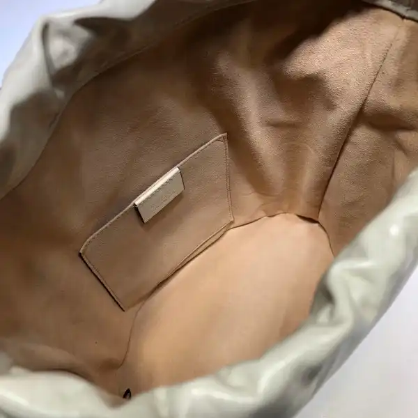 GUCCI 1955 Horsebit bucket bag