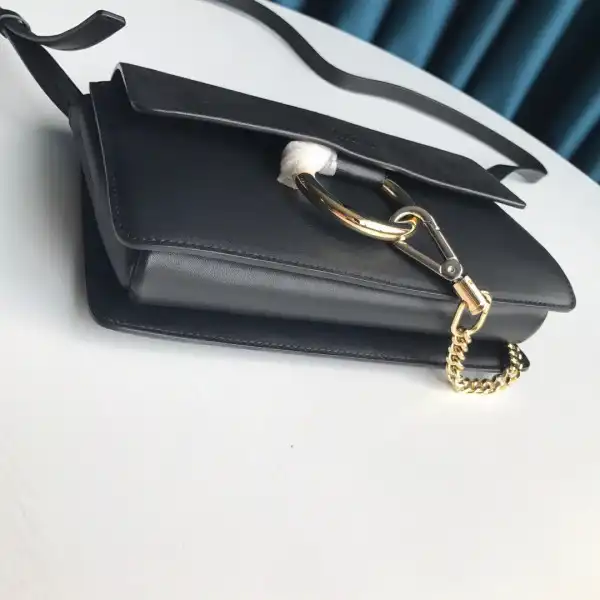 CHLOE FAYE SMALL SHOULDER BAG