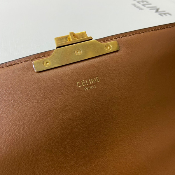 [FREE SHIPPING] CELIN* CHAIN BAG TRIOMPHE