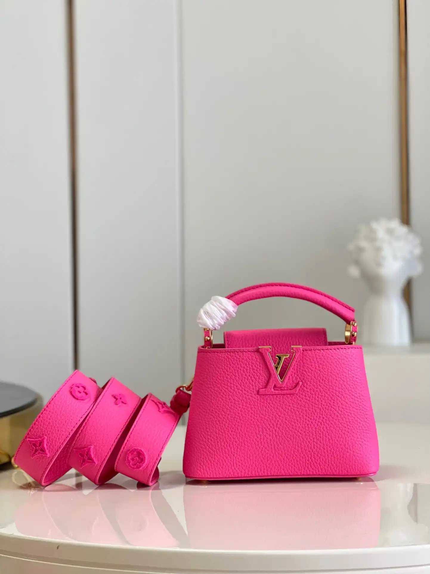 Cheap LOUIS VUITTON CAPUCINES MINI