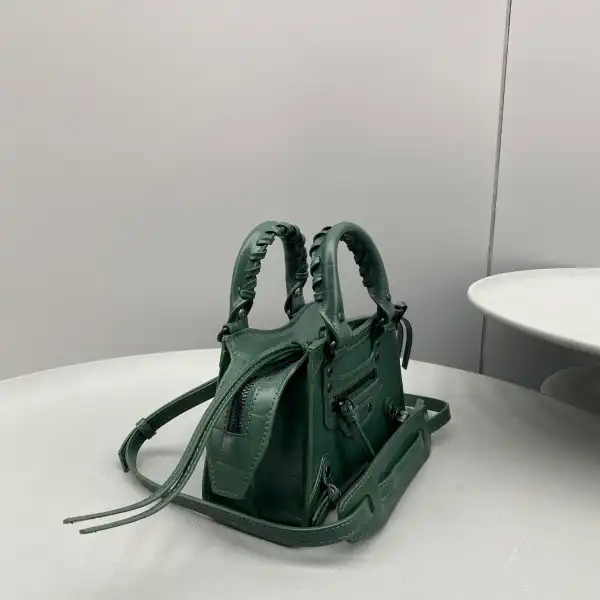 Frstbag ru BALENCIAGA NEO CHANELASSIC NANO TOP HANDLE BAG