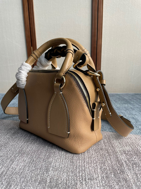 HOT SALE CHLOÉ SMALL DARIA BAG