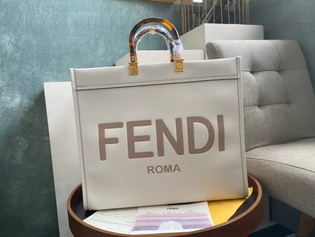 FENDI SUNSHINE LARGE