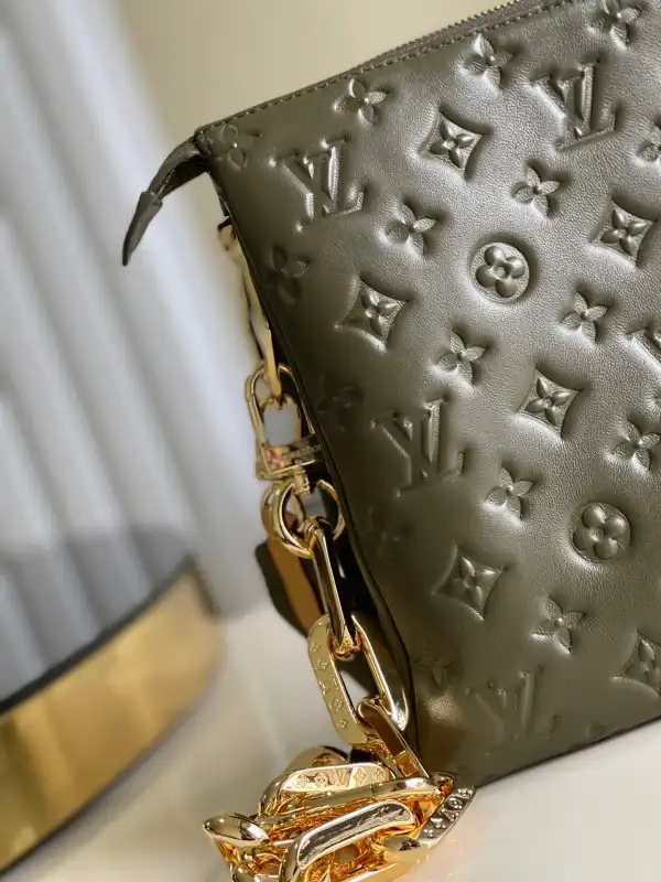 First bag ru LOUIS VUITTON COUSSIN MM