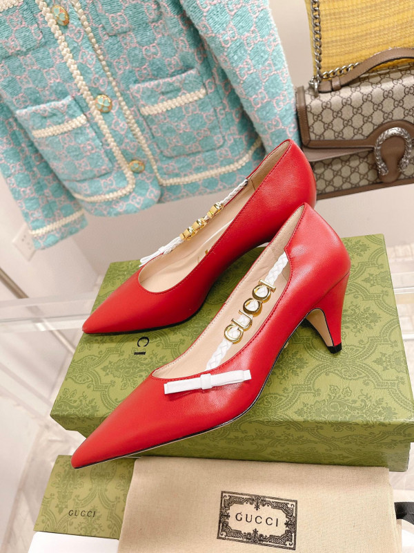 HOT SALE GUCCI Women's pump with 'GUCCI'