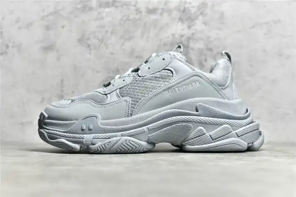 Bagsoffer yupoo BALENCIAGA TRIPLE S