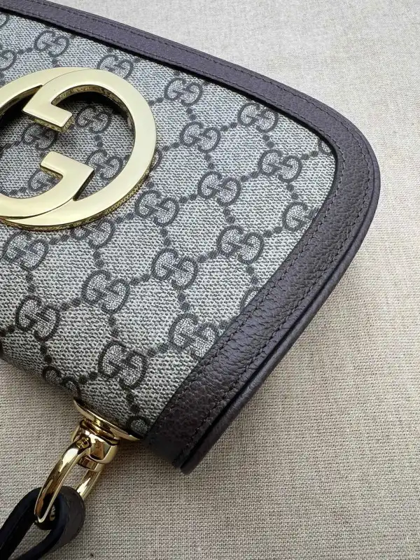 Bagsoffer Gucci Blondie mini bag