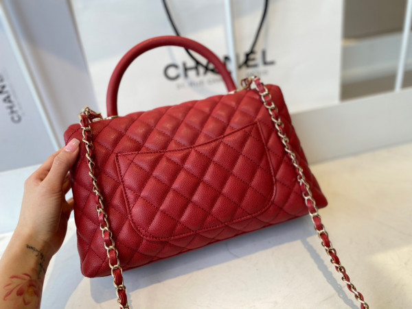 CL LARGE FLAP BAG WITH TOP HANDLE