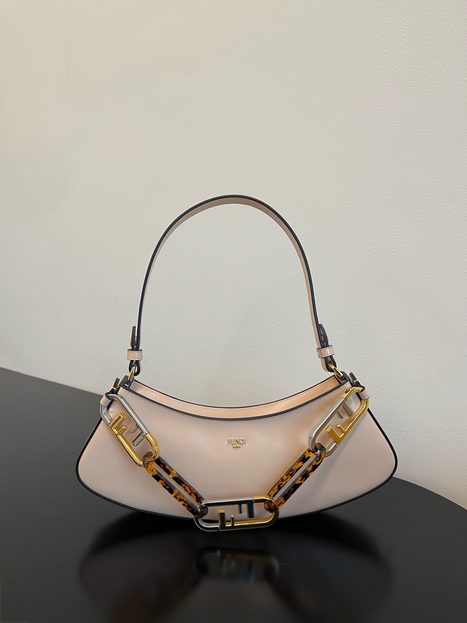 HOT SALE FENDI O’Lock Swing