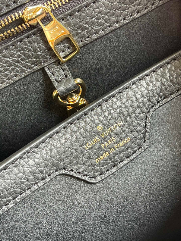 [FREE SHIPPING] LOUIS VUITTON CAPUCINES PM