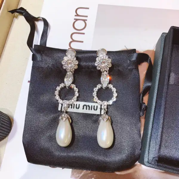 Frstbag ru MIU MIU EARRINGS