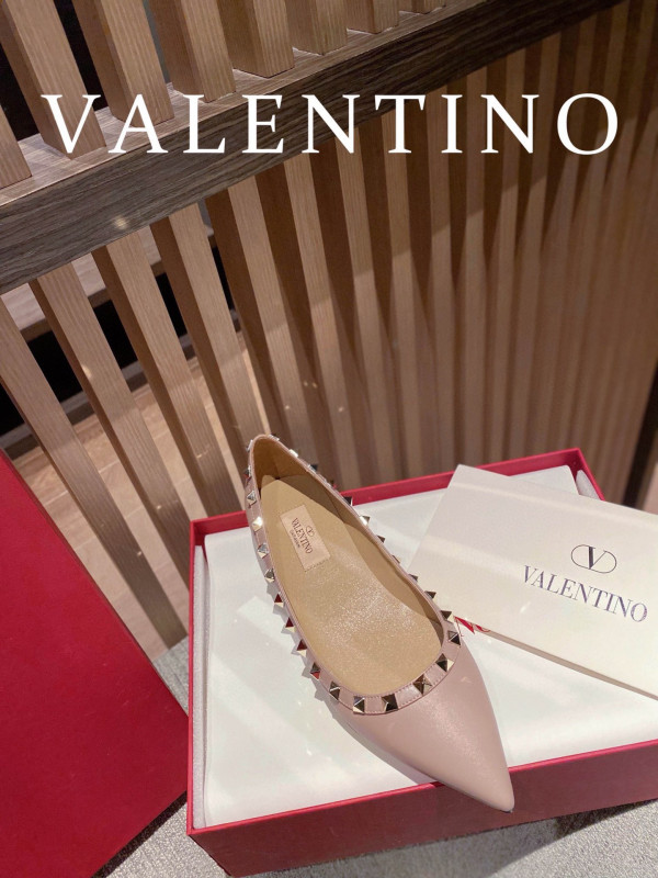 VALENTINO ROCKSTUD FLAT