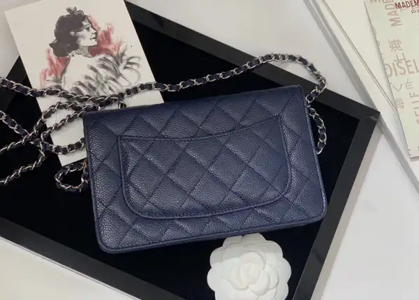 First bag ru CHANEL CHAIN WALLET CAVIAR WITH SILVER HARDWARE