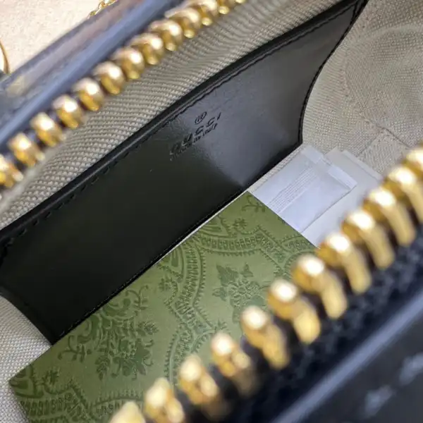 GUCCI GG matelassé leather top handle bag