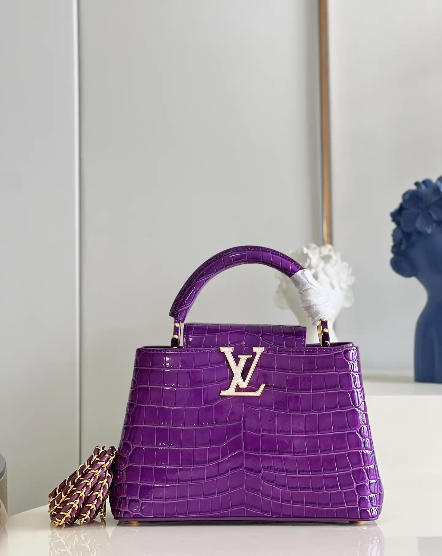 LOUIS VUITTON CAPUCINES BB