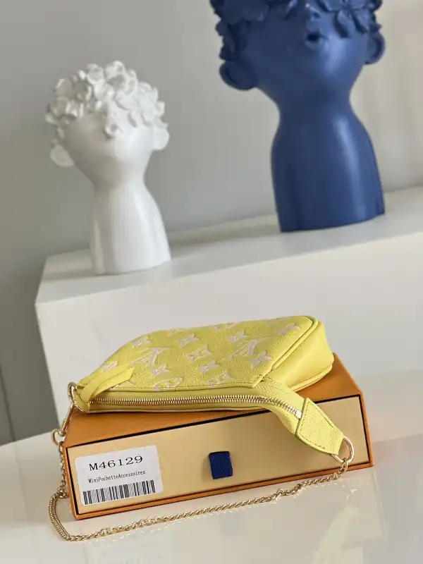 Cheap LOUIS VUITTON MINI POCHETTE ACCESSOIRES