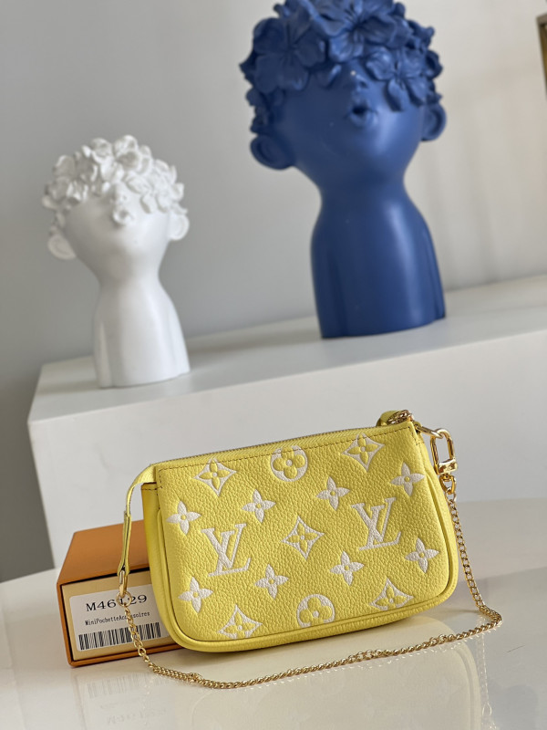 LOUIS VUITTON MINI POCHETTE ACCESSOIRES