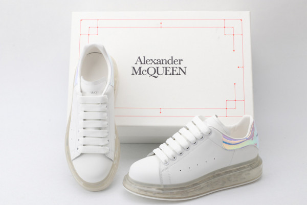 HOT SALE ALEXANDER MCQUEEN Oversized Sneaker