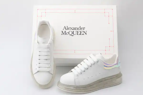 First bag ru ALEXANDER MCQUEEN Oversized Sneaker