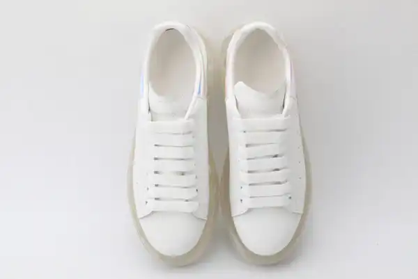 First bag ru ALEXANDER MCQUEEN Oversized Sneaker