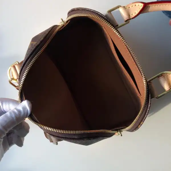 First bag ru Louis Vuitton ALMA BB