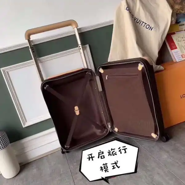 First bag ru Louis Vuitton HORIZON 55