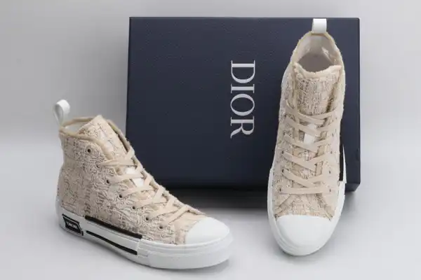 DIRO B23 OBLIQUE HIGH TOP SNEAKER