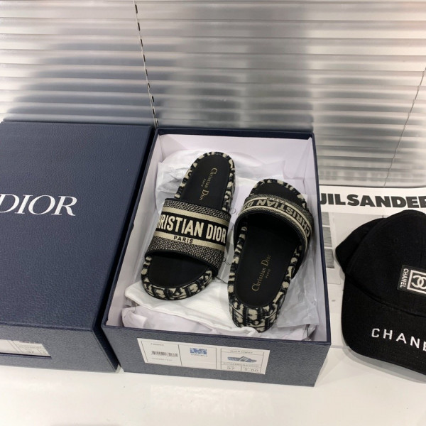 HOT SALE dior DWAY SLIDES