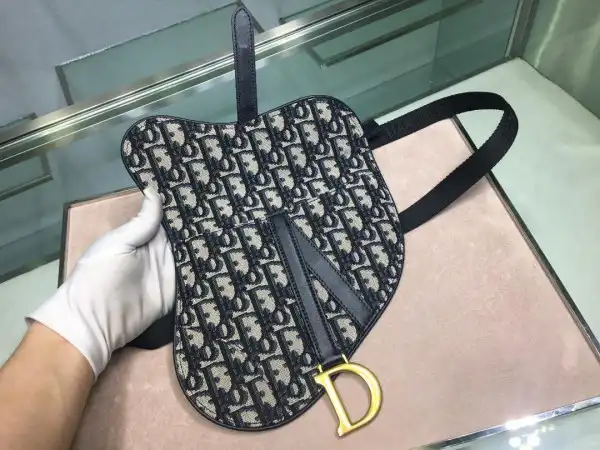 Diro Saddle Bag