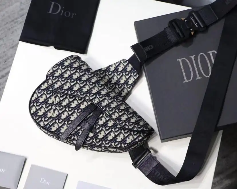 Diro Saddle Bag