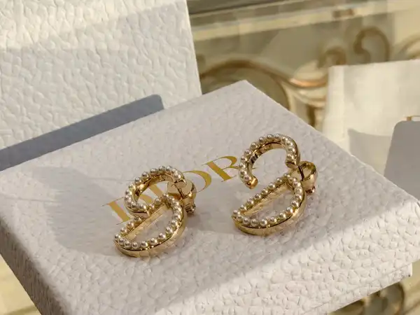 Bagsoffer DIRO EARRINGS