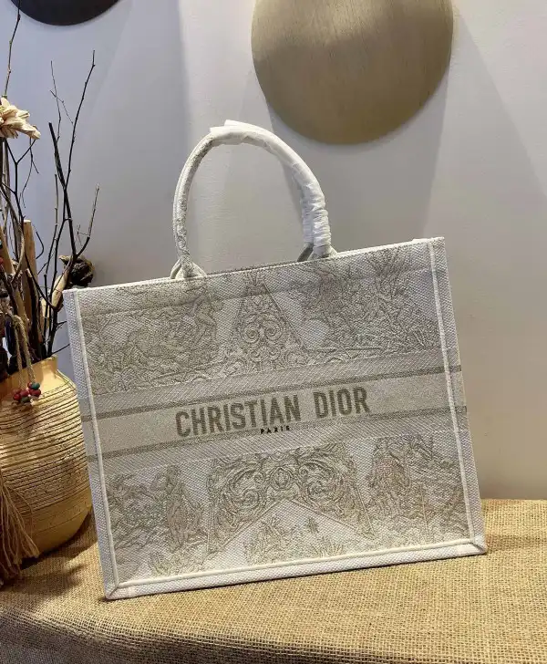 Large Diro Book Tote-42*35*18.5cm